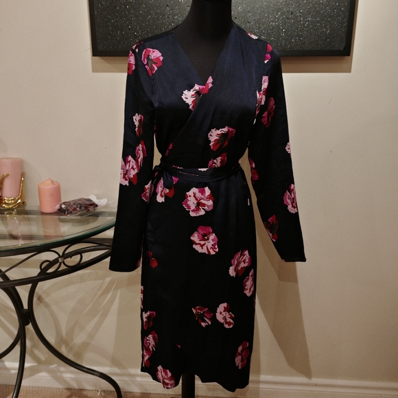 JOIE Floral Print Wrap Dress MILTONA In Midnight - Picture 12 of 17
